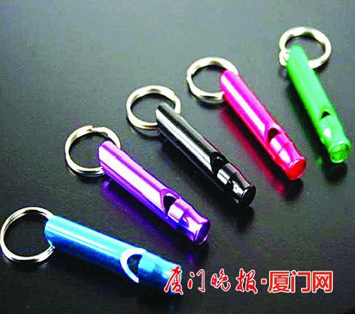 厦门部分学校边小店卖的玩具安全隐患大 部分还卖断货