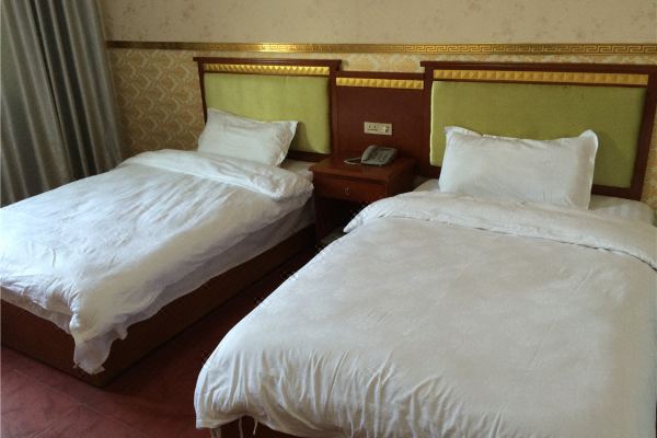 src=http___ak-d.tripcdn.com_images_fd_hotel_g2_M0A_4A_B7_CghzgVTda5GAdclxAAJEHvTEz1o295_R_600_400_R5_D.jpg&refer=http___ak-d.tripcdn.jpg