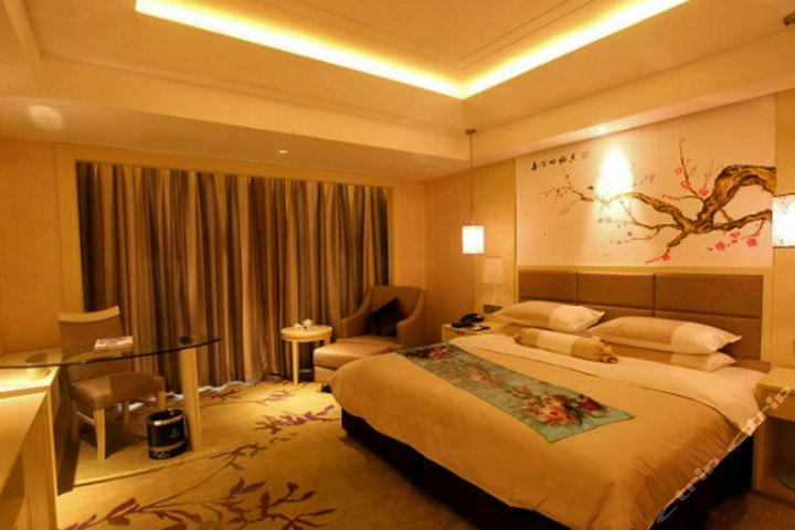 src=http___images4.c-ctrip.com_target_t1_tuangou_639_226_550_d6a81efe52db4e43984e670e7af7bf95_720_480_s.jpg&refer=http___images4.c-ctrip.jpg