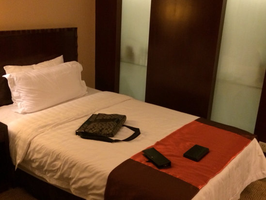 src=http___images4.c-ctrip.com_target_t1_hotelcomment_448000_447070_c710c675cfee4f3b9cf81cab64434791_550_412.jpg&refer=http___images4.c-ctrip.jpg
